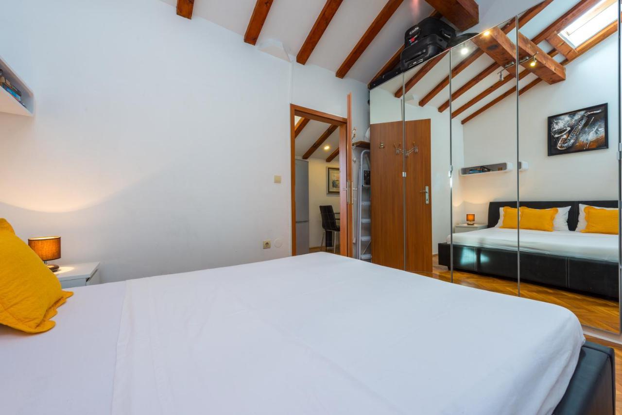 Beach Lapad Apartment Villa Tolja Дубровник Екстериор снимка