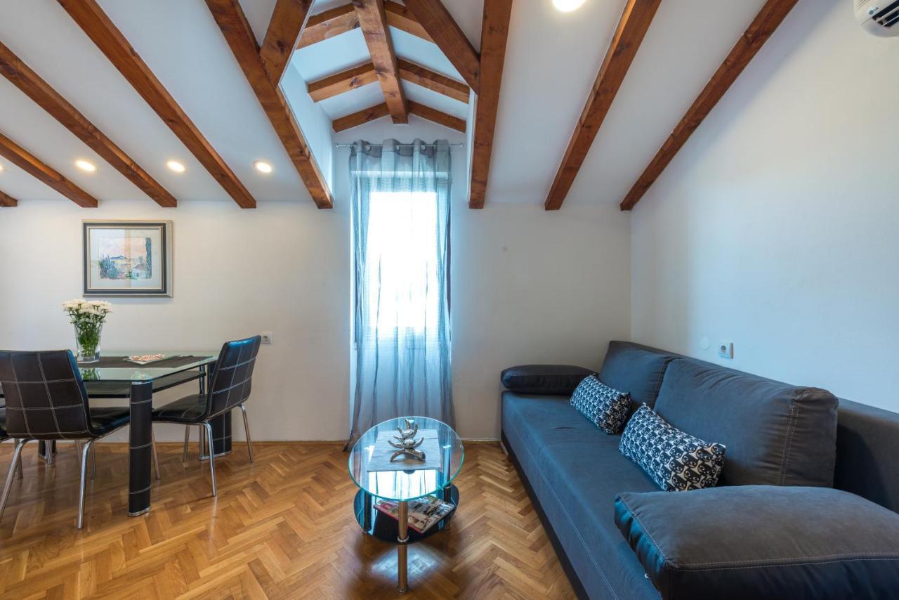 Beach Lapad Apartment Villa Tolja Дубровник Екстериор снимка