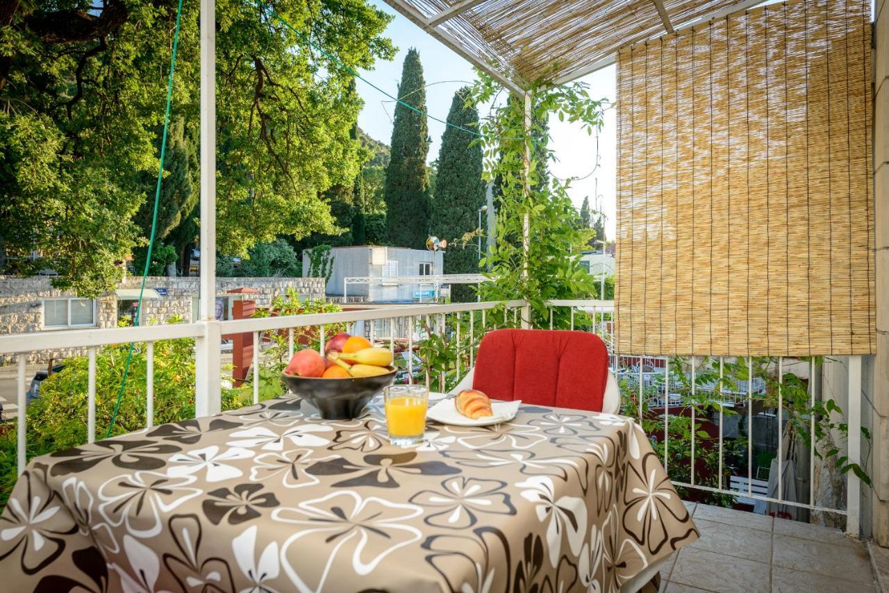 Beach Lapad Apartment Villa Tolja Дубровник Екстериор снимка
