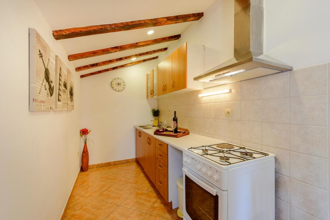Beach Lapad Apartment Villa Tolja Дубровник Екстериор снимка