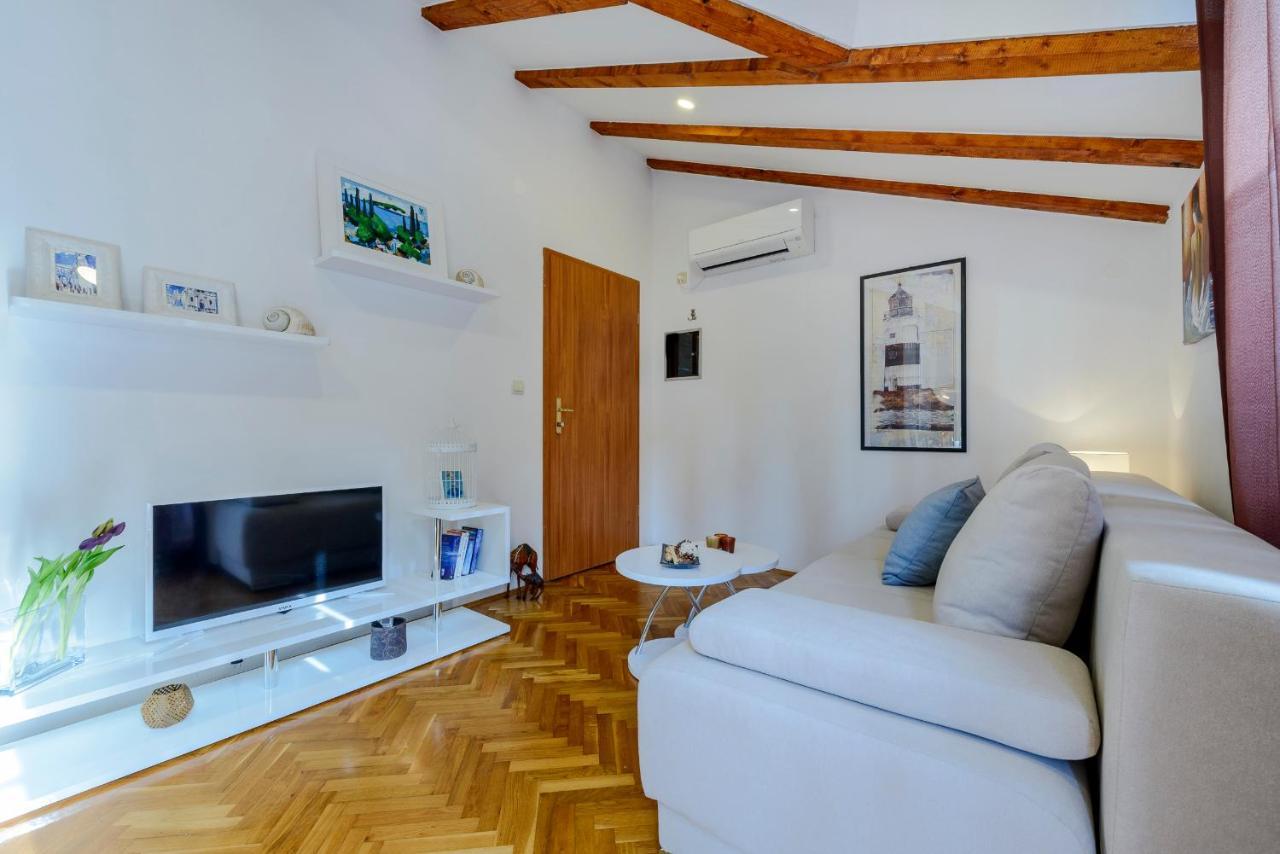 Beach Lapad Apartment Villa Tolja Дубровник Екстериор снимка